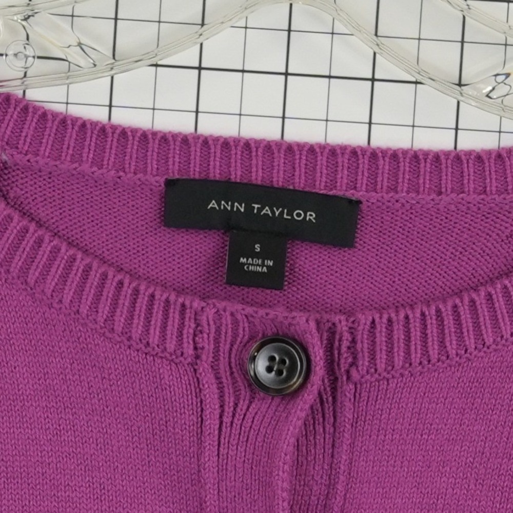 Ann Taylor Cardigan Sweater Women's Size Small Purple Pink‎ Cropped Puff Sleeve - Picture 4 of 7